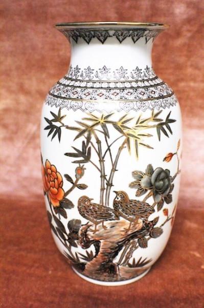 Vase Porzellan China/Japan mit buntem Dekor  #  5342
