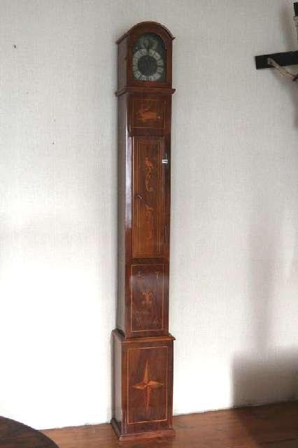 Uhr, Standuhr, Barock von 1756 datiert, mit Einlegearbeiten, wohnferitg #2336