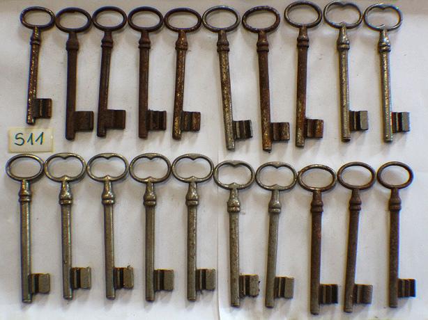 Schlüssel-Set,  20 alte Zimmerschlüssel, Türschlüssel, Tor, Schrank #4633s11