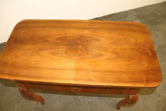 Tisch, Beistelltisch, Biedermeier Barock um 1830, Nussbaum  #2340