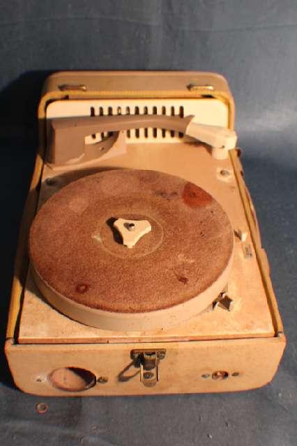 Plattenspieler, Schallplattenspieler im Koffer, von Philips #4756