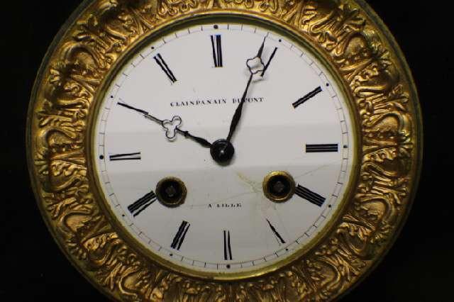 Uhr, Pendule, auf Tatzen, um 1890 Spanischer Krieger #4766